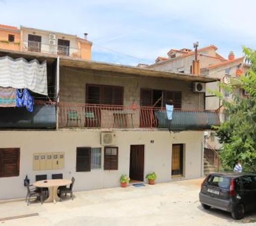 Double Room Split 17766a
