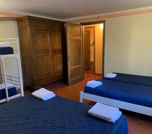3 bedrooms appartement with shared pool enclosed garden and wifi at Montecarlo