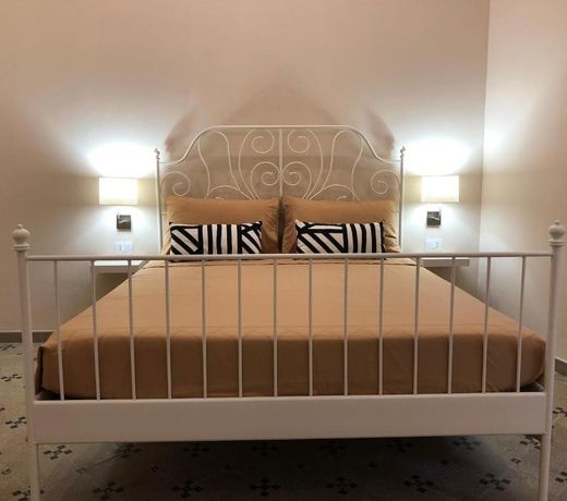 Meliora Rooms