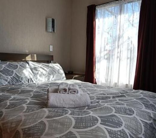 Riverbend Family Lodge