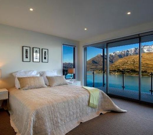 Bel Lago - every room with a lake view