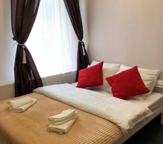 Carat Inn