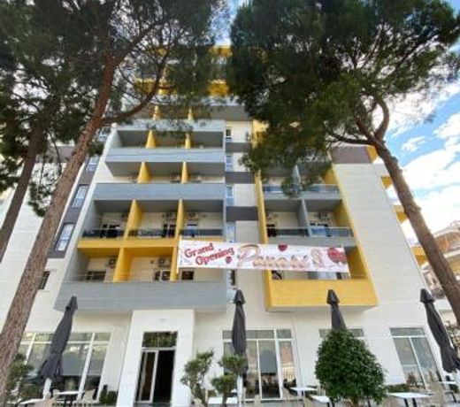 Ponari S Hotel
