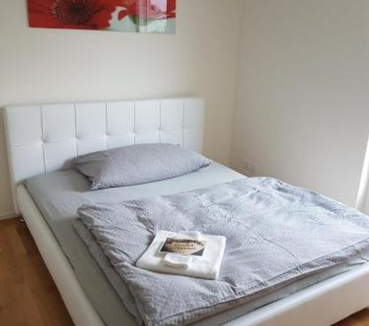 Zimmer in Penthouse-Wohnung