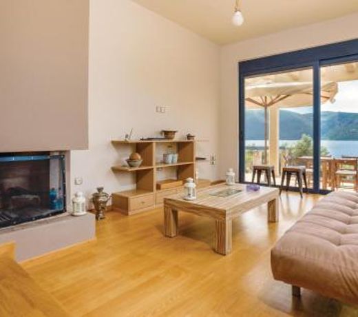 Awesome home in Skroponeria Politeia with 8 Bedrooms and WiFi