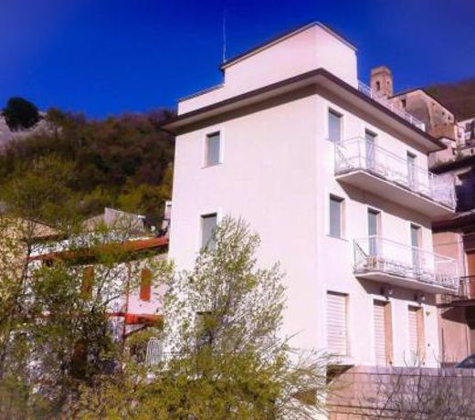 La Casa sul Fiume