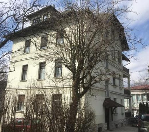 Apartment in the heart of Bled with views