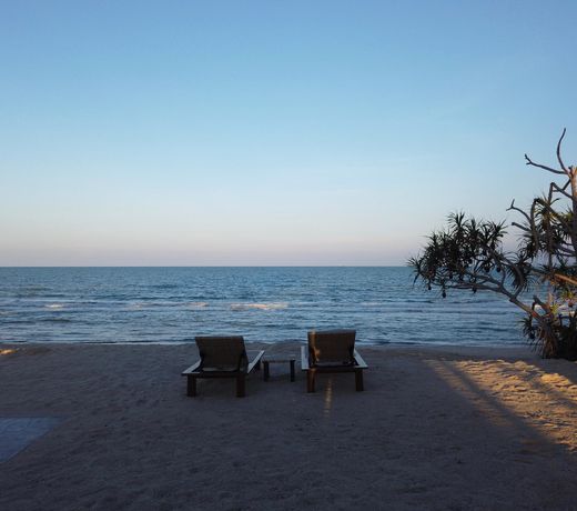 Chula beach khanom