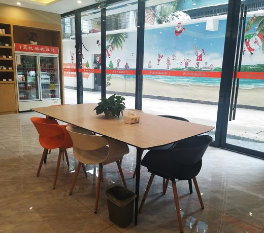 7 Days Premium Ganzhou Bus Station
