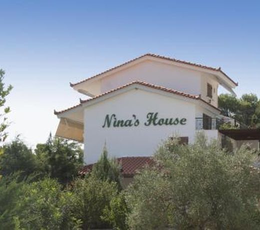 Nina's House