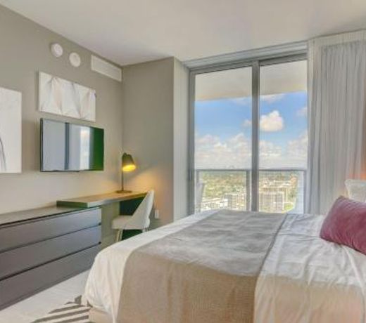 Hyde Beach House Private Suites