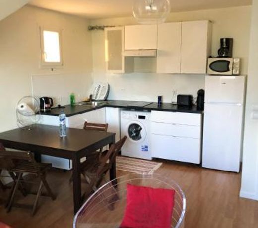 Appartement de 3 chambres avec jardin clos et wifi a Sannois