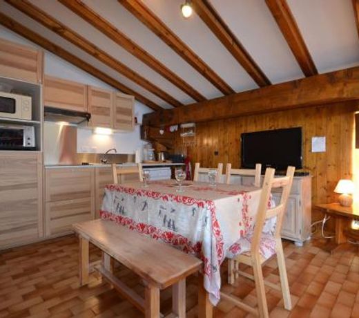 Appartement Notre-Dame-de-Bellecombe, 2 piÃ¨ces, 5 personnes - FR-1-505-65