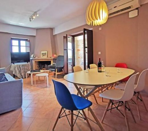 Anaroussa Diros Maisonette