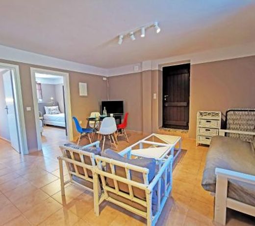 Anaroussa Diros Apartment