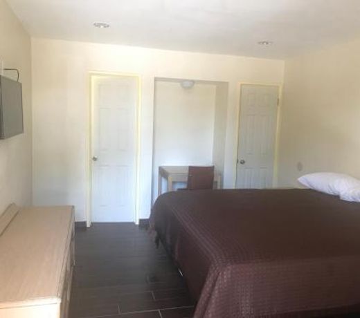 All 8 Motel