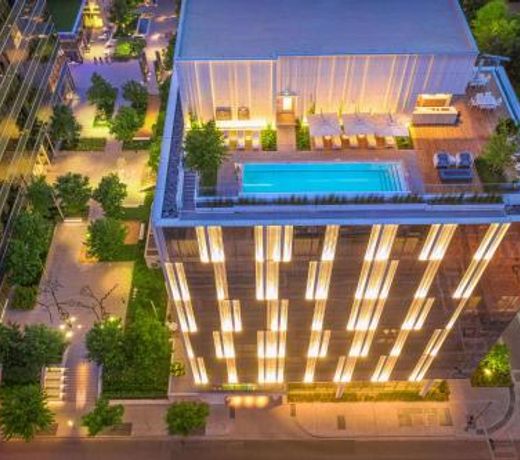 HALL Arts Hotel, Dallas, Curio Collection by Hilton