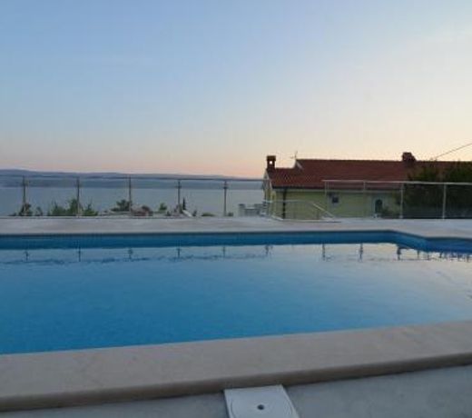 Apartments Saga 2 - with pool