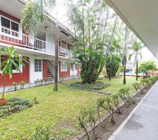 RedDoorz Premium @ Clarkview Angeles City