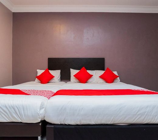 OYO 44027 Golden Horse Hotel