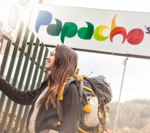 Papachos Hostel