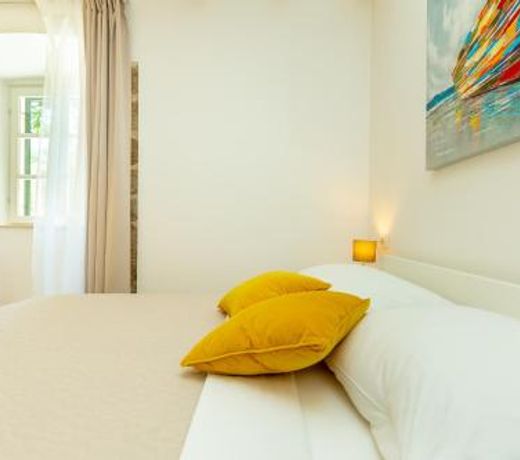 Hedera Estate, Villa Hedera IV