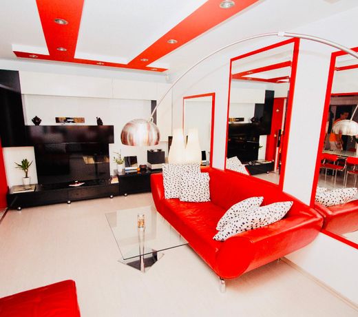 Red Nest Homestay