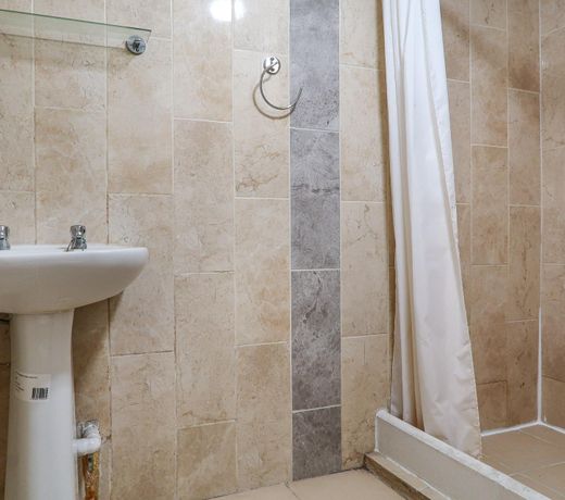 Sidney Street B - Deluxe Guest Room 4