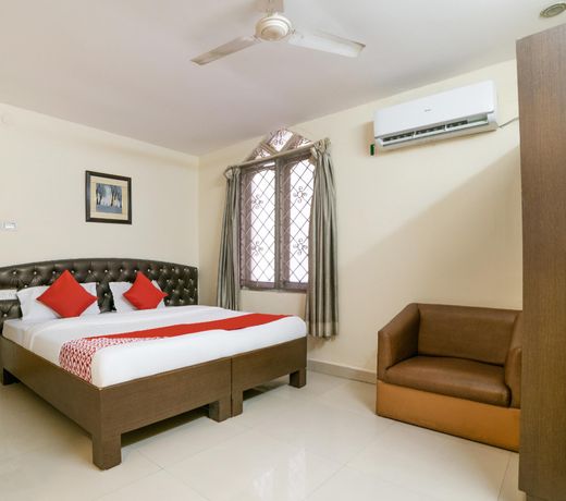 OYO 37946 hotel Sky blue