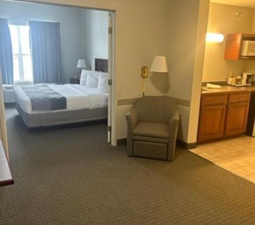 Hastings Country Inn