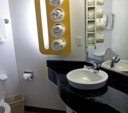 Motel 6 Sinton
