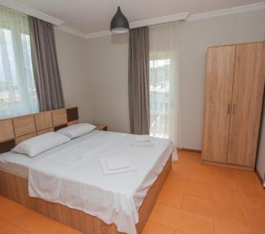 HOTEL COSMOS
