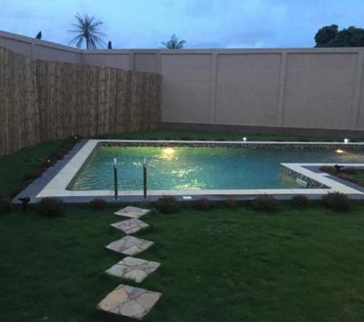 Apries de Sais - villa de standing avec piscine