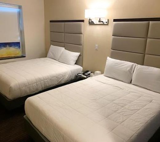7 Days Hotel