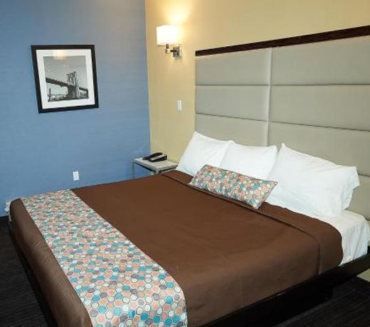 7 Days Hotel