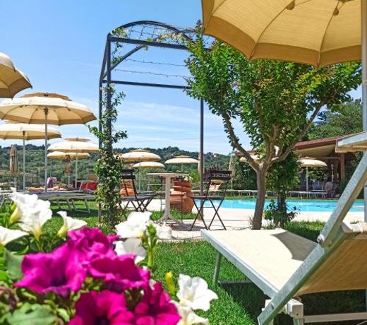 Domus Volumnia Country House