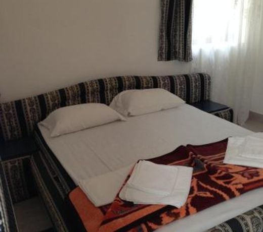 Apartments Villa Petrovac