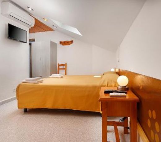 Albergue Sierra de Arbe