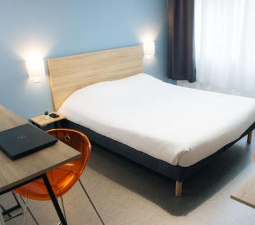 Twenty's Business Flats Mansio