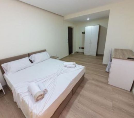 Esal Hotel