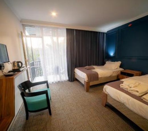 The Residence Hotel & Cottages