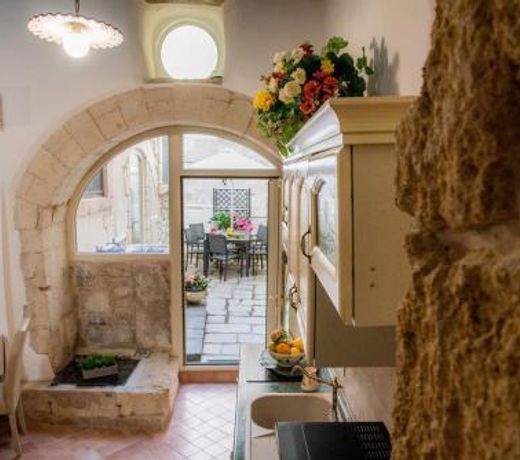 Ortigia Ancient House