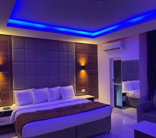 Presken Hotel @Oniru