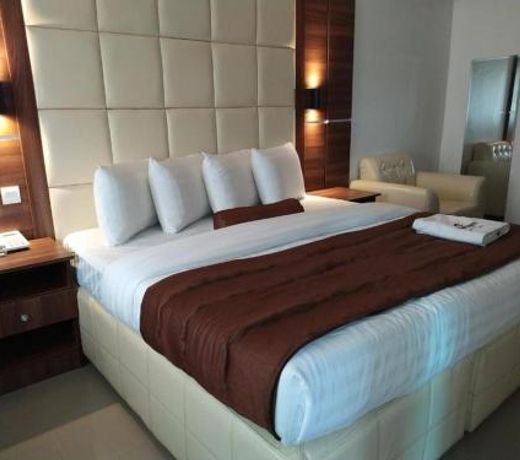 Presken Hotel @Oniru