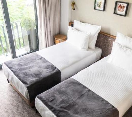 MEG HOTEL