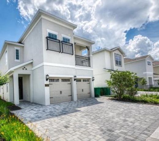 Cozy Home near Disney World with Game & Private Pool - 7702G