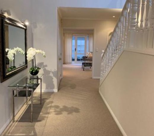 TAURANGA CITY CBD 5TH AVE Elegant Entire Home