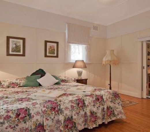 Hollyoak Cottage