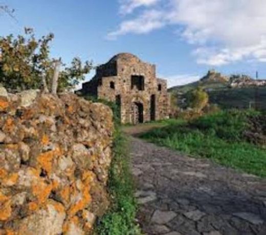 casa Tuccari Castiglione di Sicilia