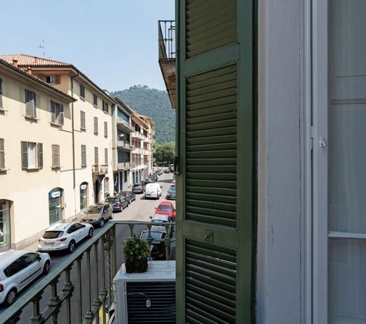 Vittoria Corner - byMyHomeInComo